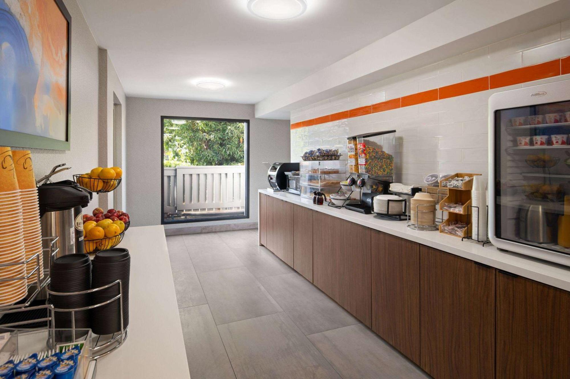 La Quinta Inn By Wyndham San Diego - Miramar מראה חיצוני תמונה
