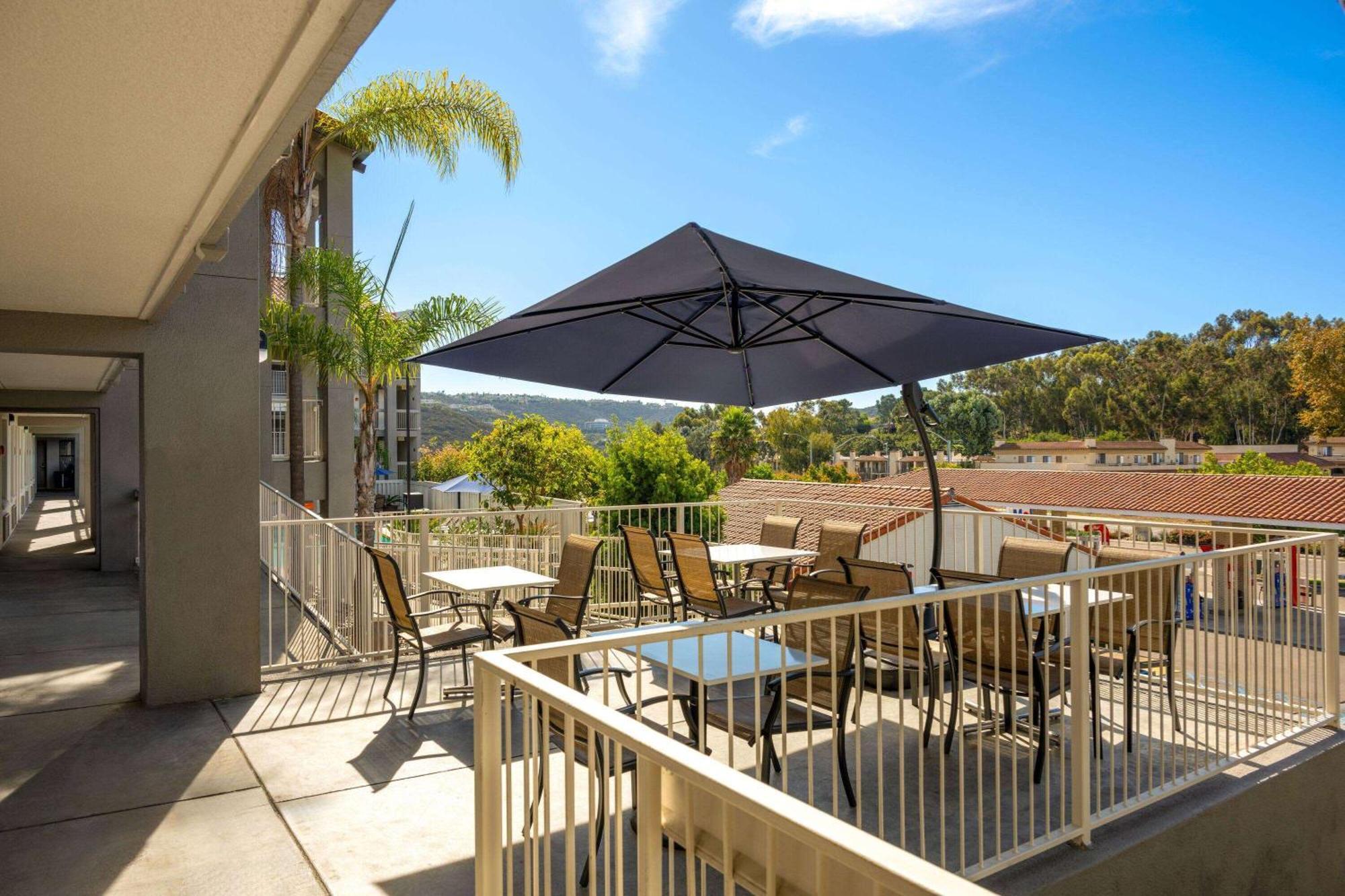 La Quinta Inn By Wyndham San Diego - Miramar מראה חיצוני תמונה