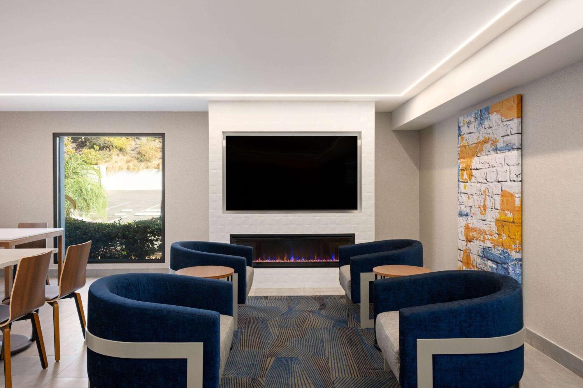 La Quinta Inn By Wyndham San Diego - Miramar מראה חיצוני תמונה