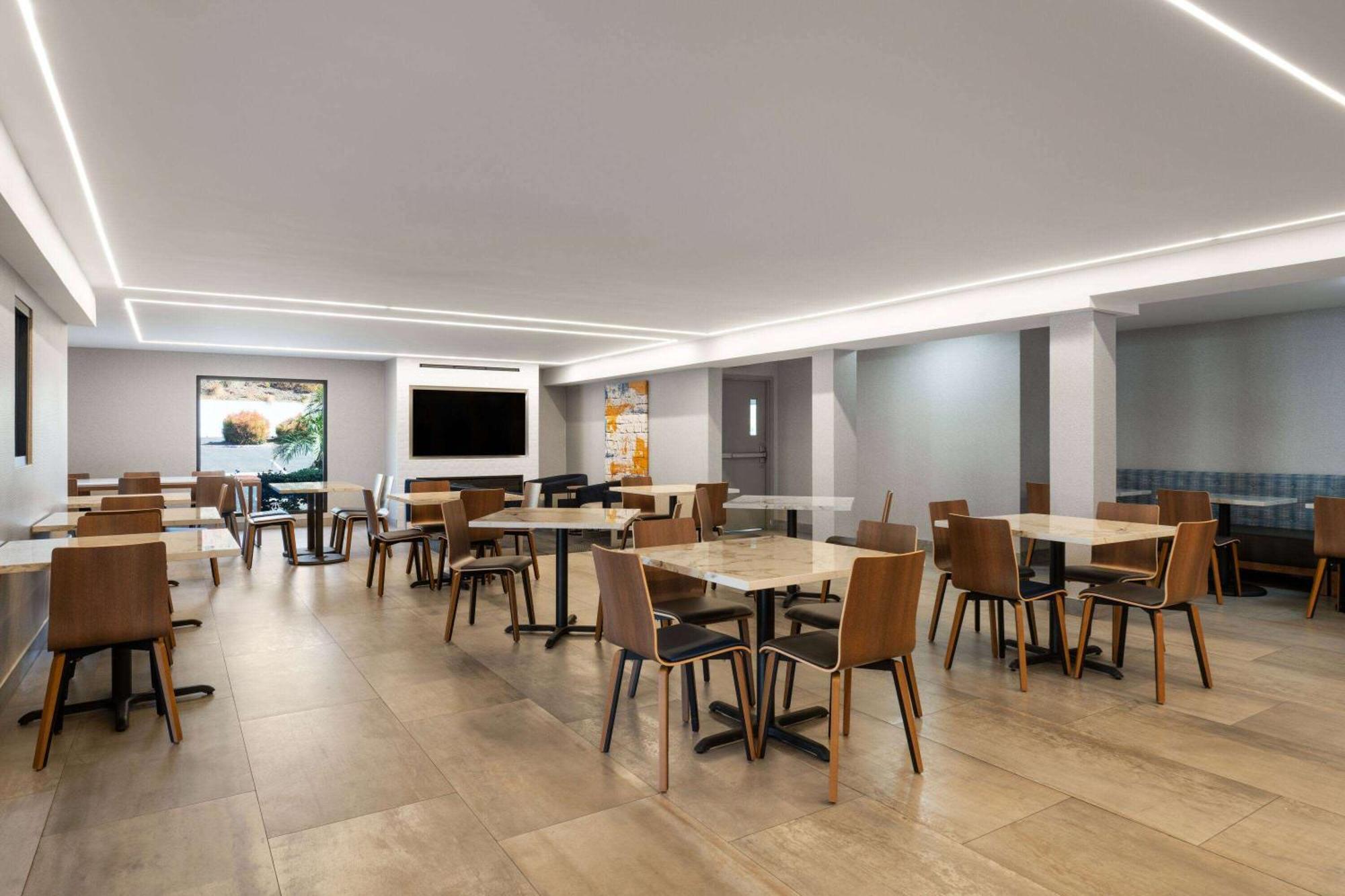 La Quinta Inn By Wyndham San Diego - Miramar מראה חיצוני תמונה